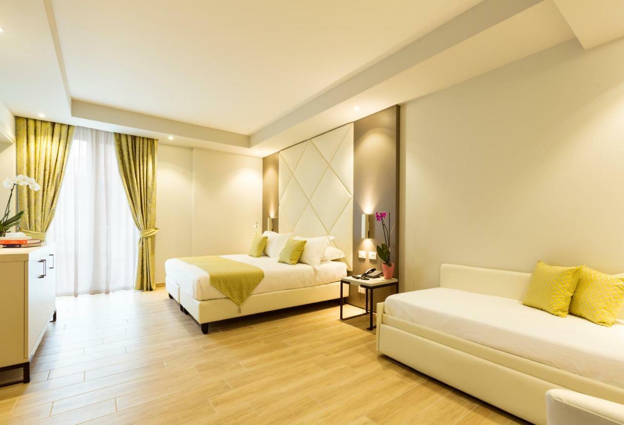 Hotel Villa Garuti ปาเดงเก ซุล การ์ดา ภายนอก รูปภาพ